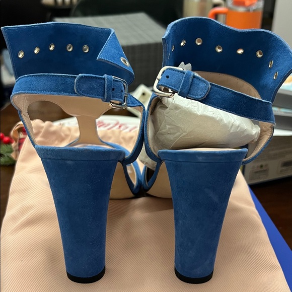 Stuart Weitzman Vibrant Blue Suede Heels - Picture 6 of 7